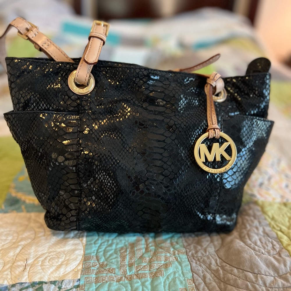 Michael Kors purse